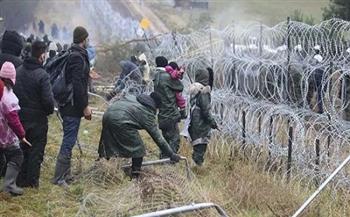 بولندا تعلن احتجاز مائة مهاجر حاولوا التسلل إلى أراضيها من بيلاروس
