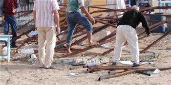 محافظ الإسكندرية يكلف بإزالة المنشآت الشاطئية الخشبية المتهالكة