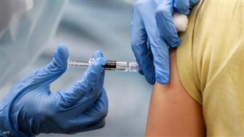 أمريكا تسمح بجرعة ثالثة من اللقاحات المضادة لكوفيد لجميع البالغين