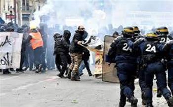 باريس: إصابات في اشتباك بين المحتجين والشرطة