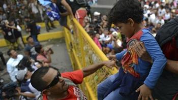انقاذ 600 مهاجر من 12 دولة أثناء سفرهم داخل مقطورتين في المكسيك
