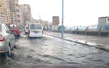 تواصل هطول الأمطار الغزيرة على الإسكندرية لليوم الثالث على التوالي