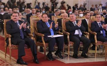  أبو العينين في مؤتمر أخبار اليوم الاقتصادي: 100 مليار دولار صادرات مصرية يمكن تحقيقه