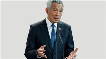 رئيس وزراء سنغافورة: نأمل في تعميق التعاون واستئناف السفر الآمن مع اليابان