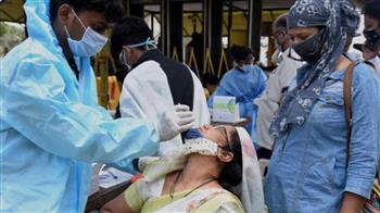 الهند تسجل أقل حصيلة إصابات يومية بفيروس كورونا منذ مايو 2020
