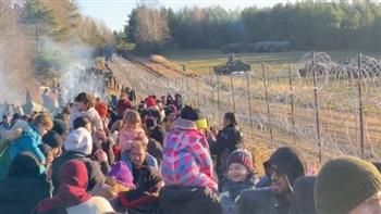 المفوضية الأوربية: أزمة المهاجرين على حدود بيلاروس وبولندا تهديد لأوروبا