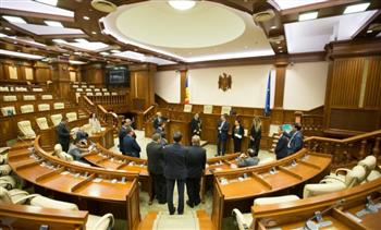 رئيسة وزراء مولدوفا تطلب من البرلمان أموالا لسداد ديون "غازبروم"