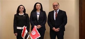 رئيسة قومي المرأة تبحث مع وزيرة المرأة التونسية سبل التعاون في ملف المرأة