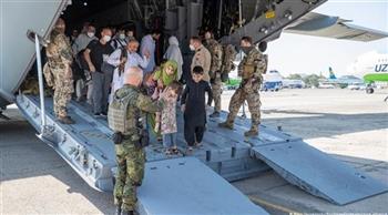 ألمانيا تجلي 345 شخصاً من أفغانستان