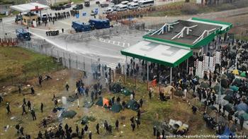 200 مهاجر يحاولون عبور الحدود البيلاروسية البولندية