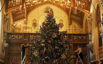 شجرة عيد الميلاد تزين قصر وندسور للاحتفال بالعام الجديد