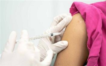 فرنسا تبدأ حملة التطعيم المعزز للأشخاص الذين تزيد أعمارهم عن 18 عاما