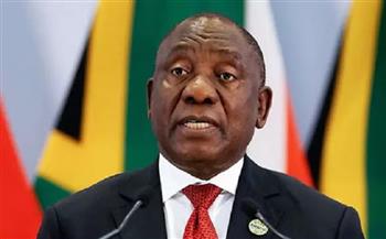 رئيس جنوب إفريقيا يدعو إلى رفع حظر السفر المفروض على بلاده على وجه السرعة