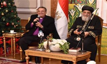 البابا تواضروس ورئيس الطائفة الإنجيلية يلتقيان الأمين العام لمجلس كنائس الشرق الأوسط