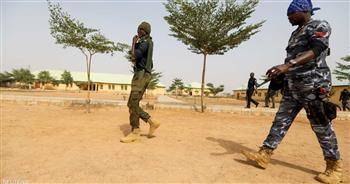 عصابة مسلحة تطلق سراح 250 سجينا من  سجن نيجيري وتترك خلفها 11 قتيلا