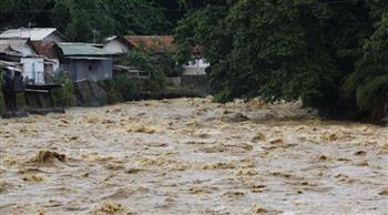 فقدان 11 شخصًا جراء فيضانات مفاجئة في إندونيسيا