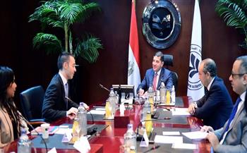 رئيس هيئة الاستثمار يناقش مع شركة خدمات تكنولوجية زيادة استثماراتها في مصر 