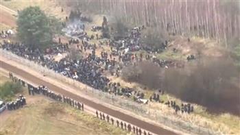 مسيرات من المهاجرين تحاول اختراق الحدود بين بولندا وبيلاروسيا