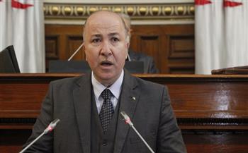 رئيس الحكومة الجزائرية: رصد الأموال المنهوبة في الخارج وتسهيل منح التأشيرات للأجانب