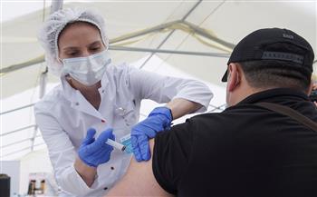 فرنسا: تطعيم العشرات ضد كورونا بلقاحات منتهية الصلاحية