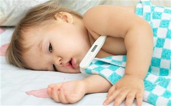 3 أعراض تشير إلى إصابة طفلك بالجفاف.. لا تتجاهلينها