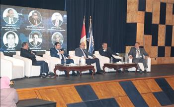 نائب محافظ بني سويف يستعرض فرص الاستثمار في المنتدى الاقتصادي لجامعة النهضة