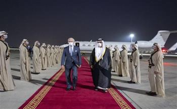 ملك السويد يصل الإمارات في زيارة عمل