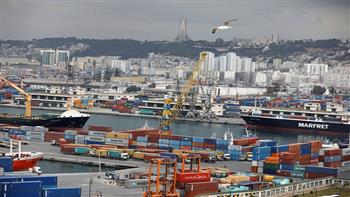 الجزائر تحقق فائضا بالميزان التجاري بأكثر من مليار دولار نهاية نوفمبر الماضي