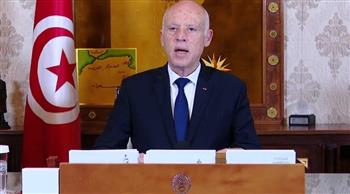 الرئيس التونسي يعلن إبقاء المجلس النيابي معلقا وتنظيم استفتاء شعبي يناير المقبل
