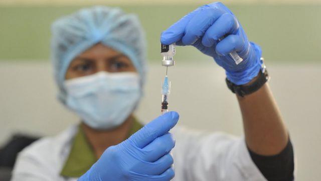 الصحة العالمية: اللقاحات المتوفرة أقل فعالية ضد أوميكرون