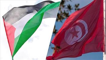 سفير فلسطين ووزيرة الثقافة التونسية يبحثان التعاون بين البلدين