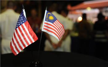 ماليزيا والولايات المتحدة تبحثان سبل تعزيز التعاون