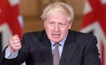 رئيس وزراء بريطانيا: نشهد موجة خطيرة من متحور أوميكرون