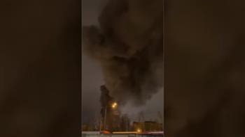 روسيا: حريق في سفينة قيد الإنشاء في حوض بناء السفن في بطرسبورج