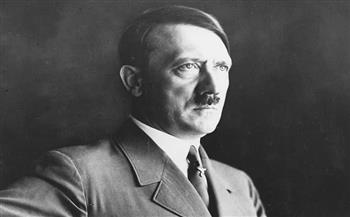 «تنبأ بهزيمته».. بيع برقية نادرة لـ «هتلر» في مزاد على الإنترنت
