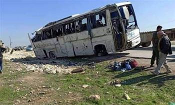 ريا: مقتل وإصابة 11 شخصًا جراء استهداف مسلحين حافلة تقلهم في ريف دير الزور
