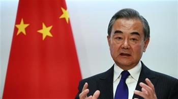 وزير الخارجية الصيني: موسكو وبكين متحدتان كالصخر