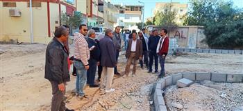 رئيس "غارب" يتفقد أعمال تطوير الشوارع بمناطق الصحراوية والإيمان والعبور