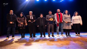 افتتاح مبهج لمهرجان «آفاق مسرحية» وتكريم السفير علي مهدي ولجان التحكيم