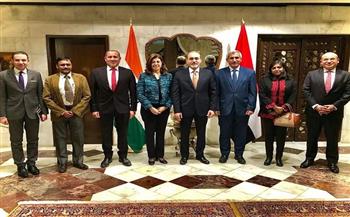 سفير مصر بالهند يستقبل المشاركين في المُؤتمر الدولي لمُعدات السكك الحديدية