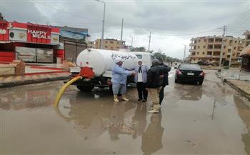 محافظ كفر الشيخ يتابع رفع مياه الأمطار من الشوارع 
