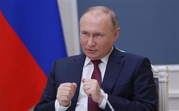 بوتين يتحدث عن إجراءات اضطرارية لدعم الاقتصاد