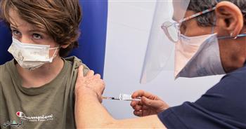فرنسا تبدأ تطعيم الأطفال ما بين 5 و11 عاما وسط تسارع انتشار متحور "أوميكرون"