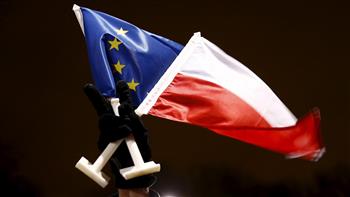 المفوضية الأوروبية بصدد مخالفة بولندا في قضية أولوية القانون الأوروبي