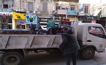 ضبط مخالفات وإزالة إشغالات خلال حملة بالإسكندرية