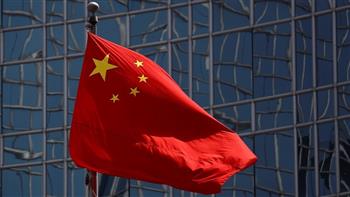 الصين: نرفض بشدة توقيع الولايات المتحدة على "قانون منع العمالة القسرية للإيجور"