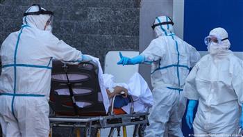 استمرار تسجيل العديد من الإصابات والوفيات بسبب فيروس كورونا في أنحاء العالم