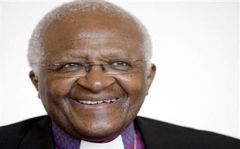رئيس مفوضية الاتحاد الإفريقي وملكة بريطانيا يعربان عن حزنهما لوفاة الأسقف ديزموند توتو
