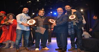 مصر تحصد جائزة العروض الطويلة بختام مهرجان آفاق مسرحية 2021