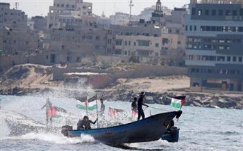 إسرائيل تستهدف صيادين ومزارعين في غزة 